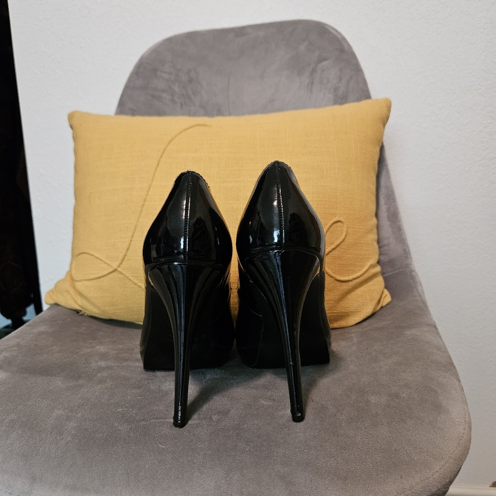 Colin Stuart 4.5" Pumps, Black, Size 9.5